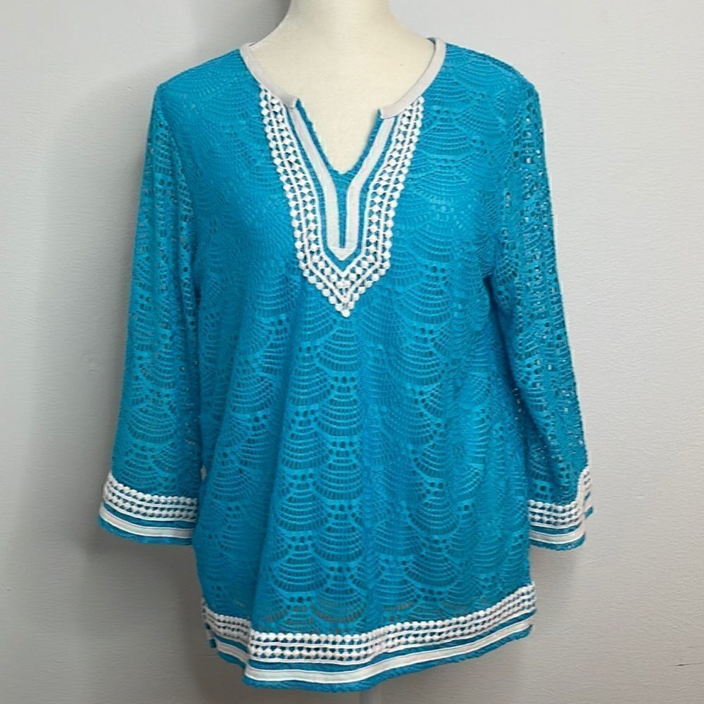 Alfred Dunner shell shirt. Size Petite small.